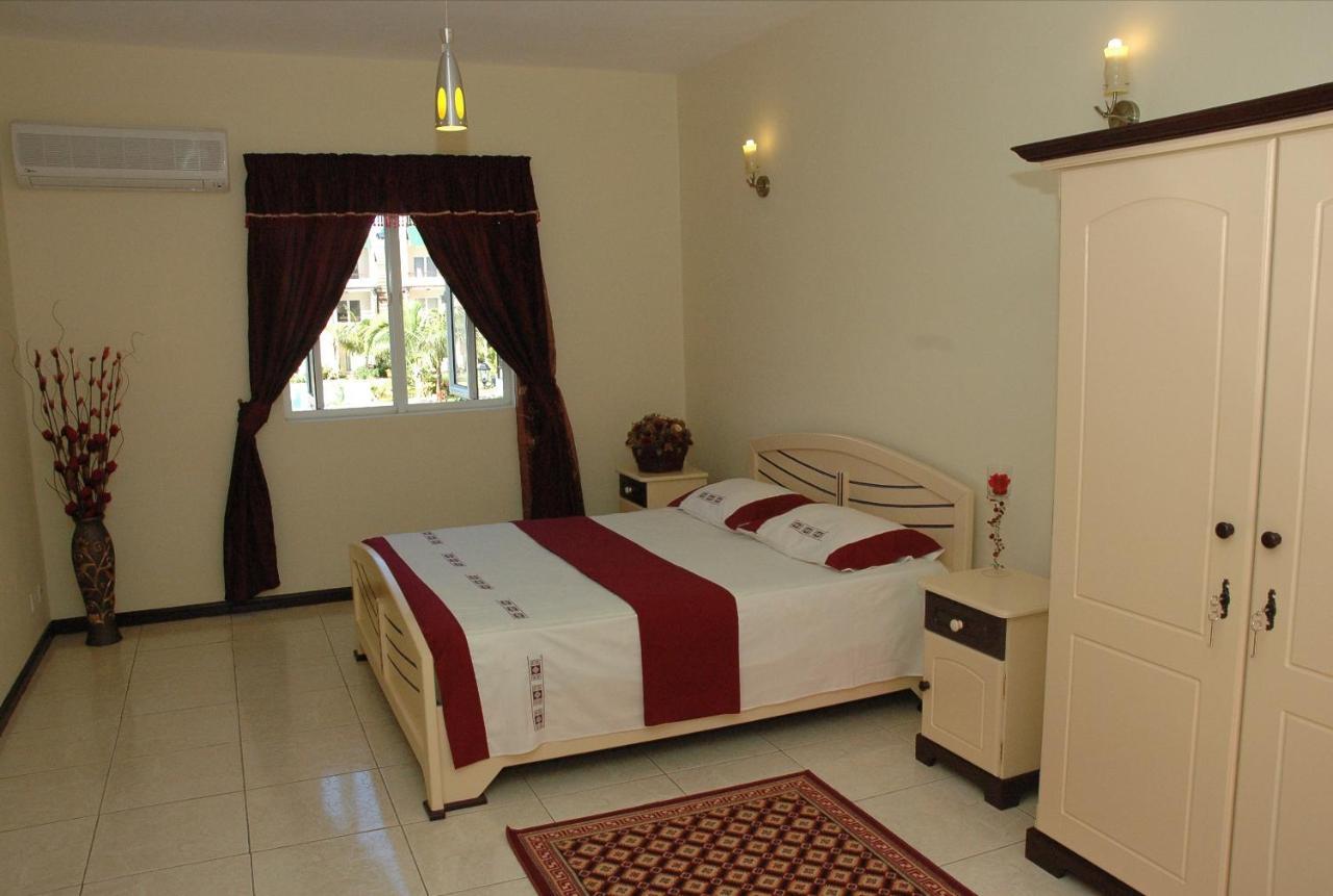 Montagu Villa Flic en Flac Luaran gambar